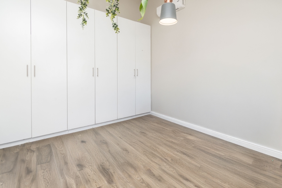 To Let 3 Bedroom Property for Rent in Sea Point Western Cape